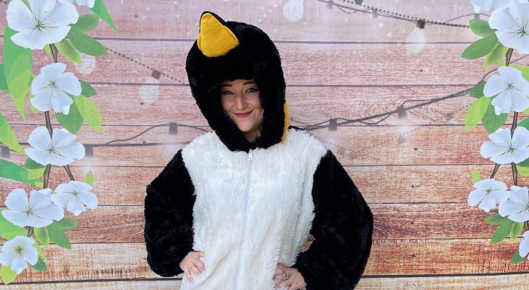 Pinguin animator petreceri copii Iasi