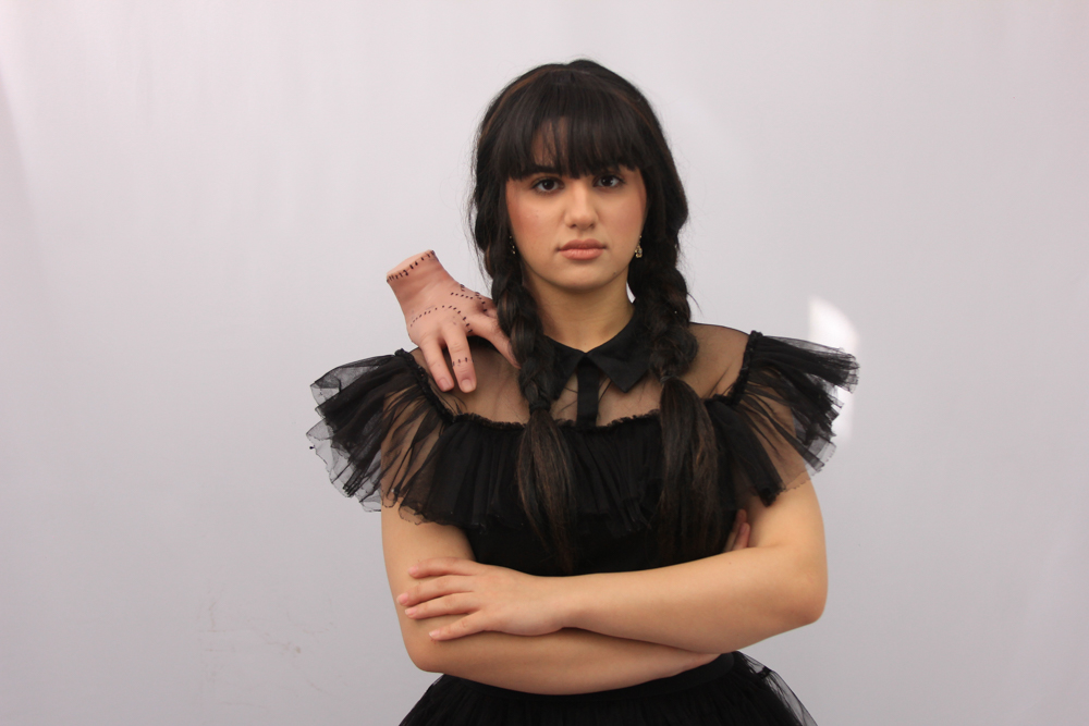 Wednesday animator personaj petreceri copii Iasi