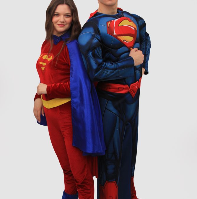 Super Girl fata Superman animatoare Iasi