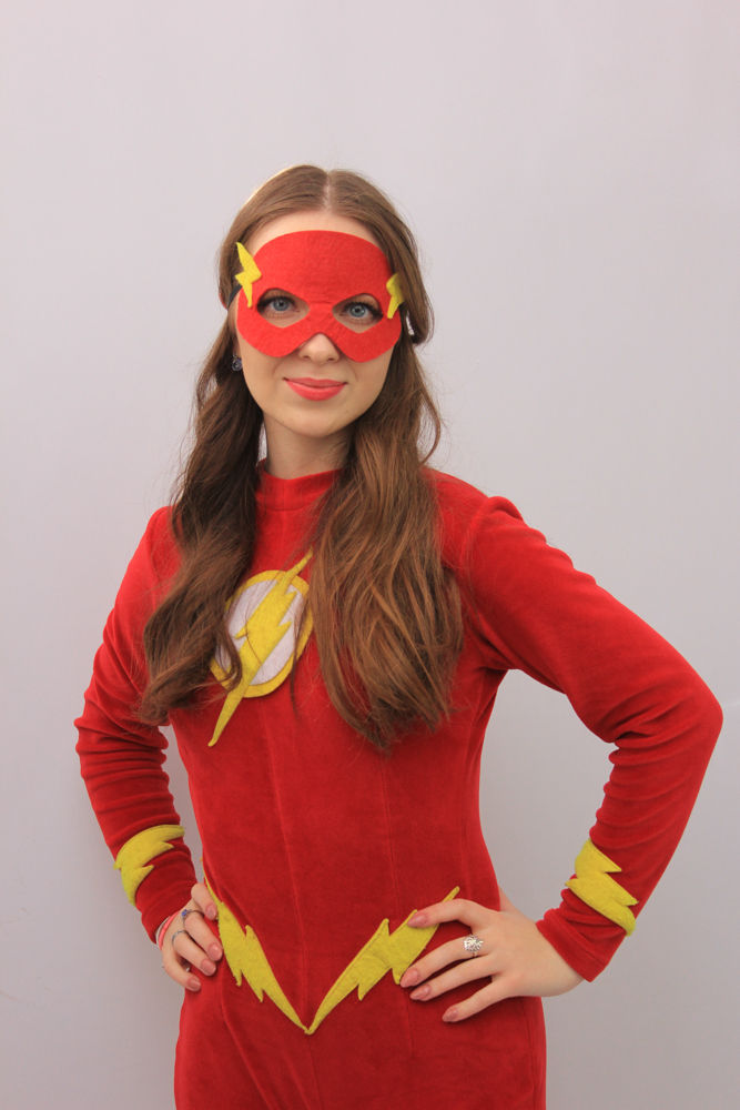 personaj petreceri copii fata flash