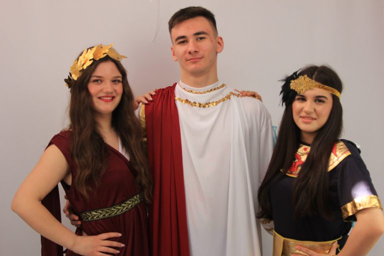 Costum Imparat Roman si Regina Iasi