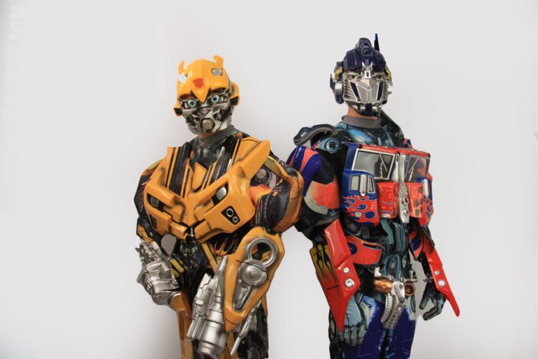 Bumblebee si Optimus Prime animatori Iasi