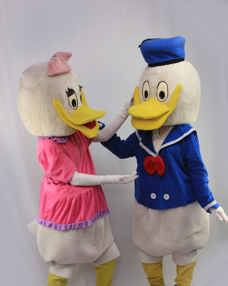 inchiriere mascote disney donald si daisy duck