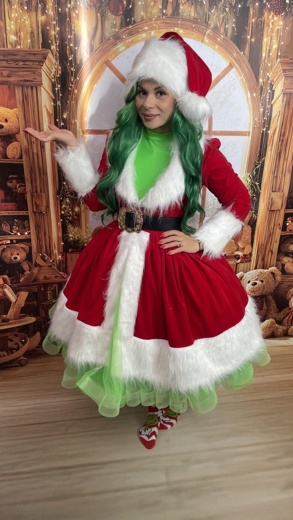 închiriere personaj fata grinch iasi