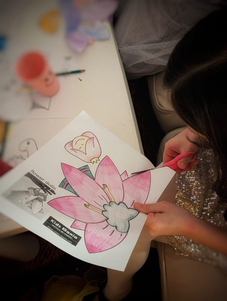 atelier flori la nunta sau botez ideal pentru copii intre 5-9 ani
