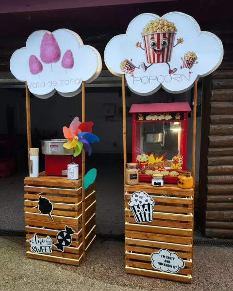 Stand de vată de zahăr și popcorn Kids Mania la eveniment